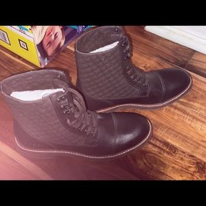 Men’s guess boots